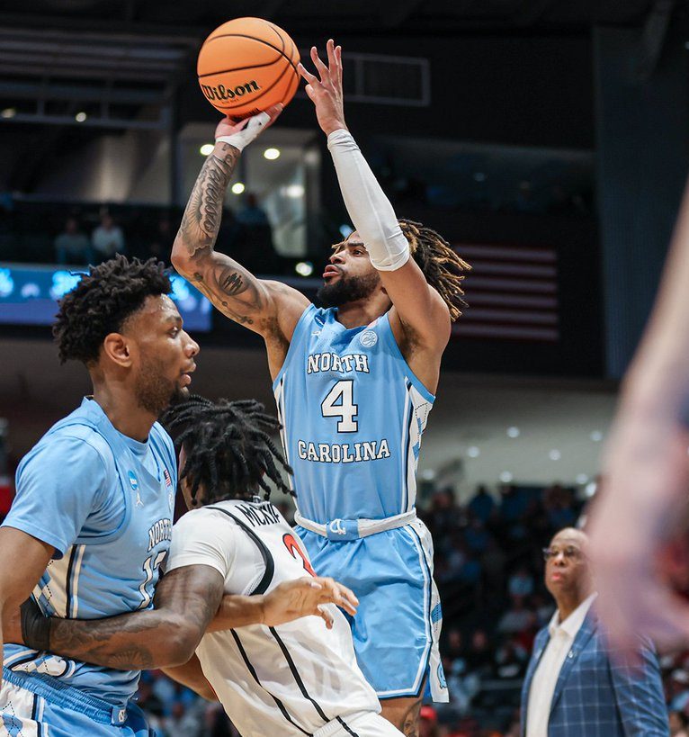 Tar Heels dominant on both ends of court, roll by San Diego State, 95-68