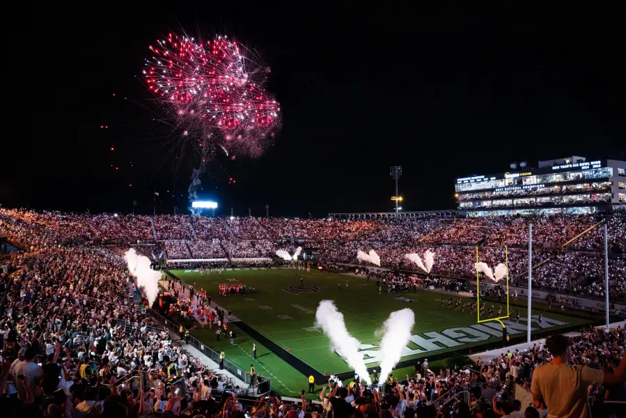 Why is UCF’s football stadium called the Bounce House? Why is UCF’s football stadium called the Bounce House?